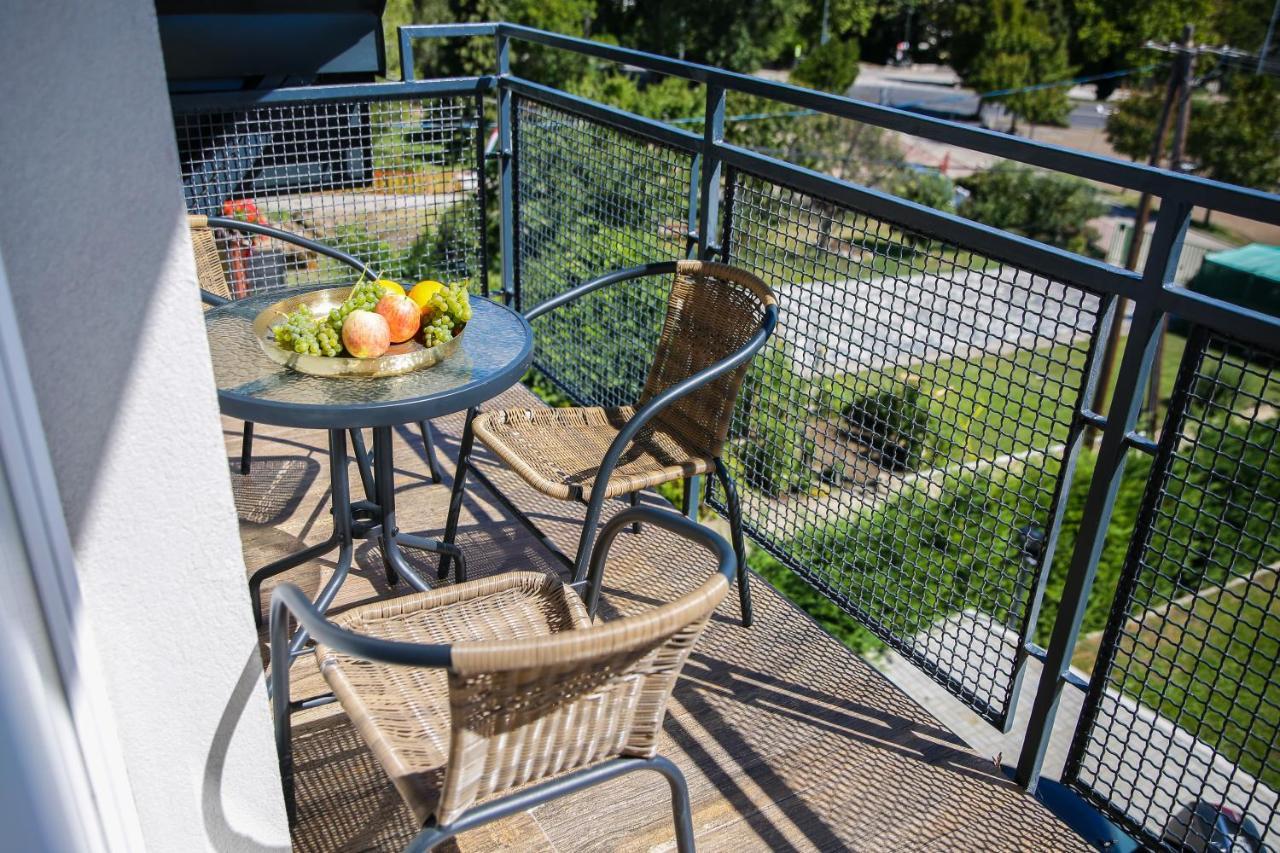 بالاتونفوريد Balkon Apartmanhaz Panzio المظهر الخارجي الصورة