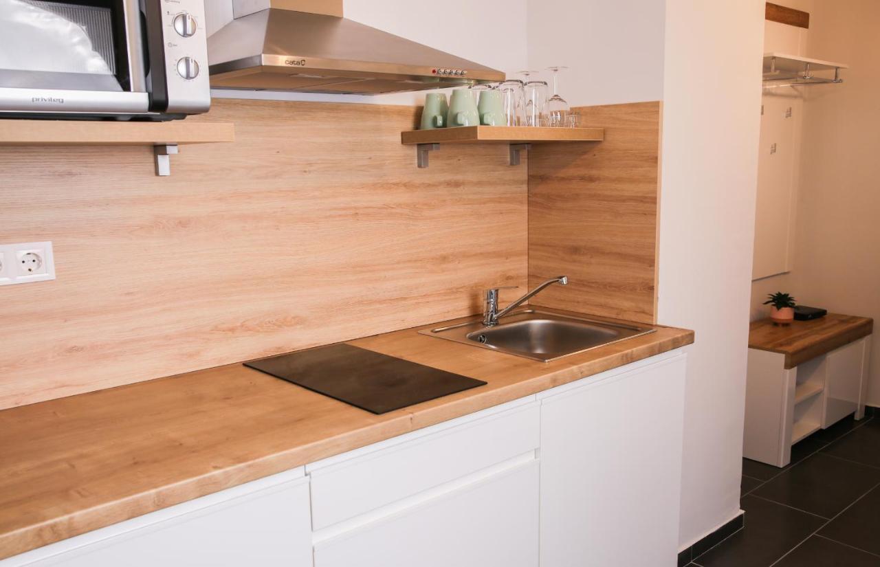 بالاتونفوريد Balkon Apartmanhaz Panzio المظهر الخارجي الصورة