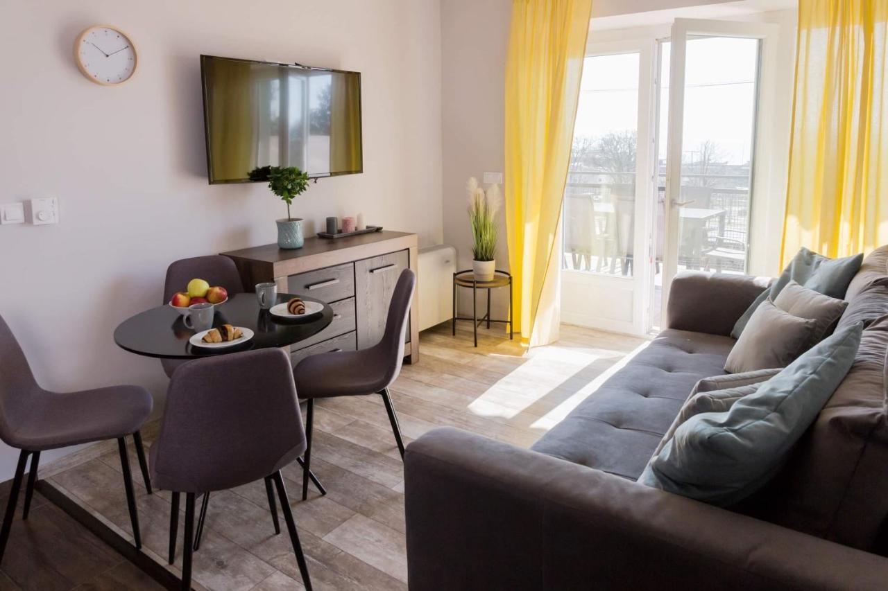 بالاتونفوريد Balkon Apartmanhaz Panzio المظهر الخارجي الصورة