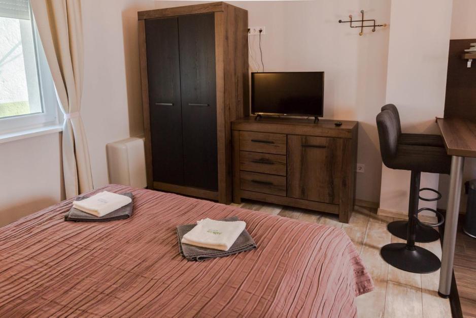 بالاتونفوريد Balkon Apartmanhaz Panzio المظهر الخارجي الصورة