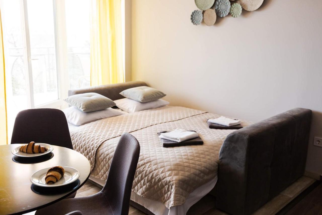 بالاتونفوريد Balkon Apartmanhaz Panzio المظهر الخارجي الصورة
